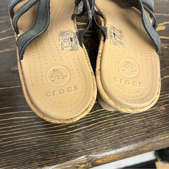 Crocs wedge heels size 8 - Picture 4 of 5
